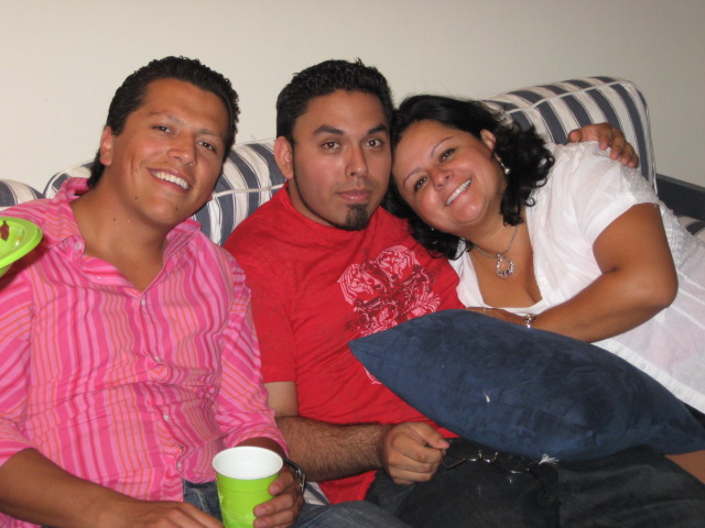 617x456 pixels (105K)